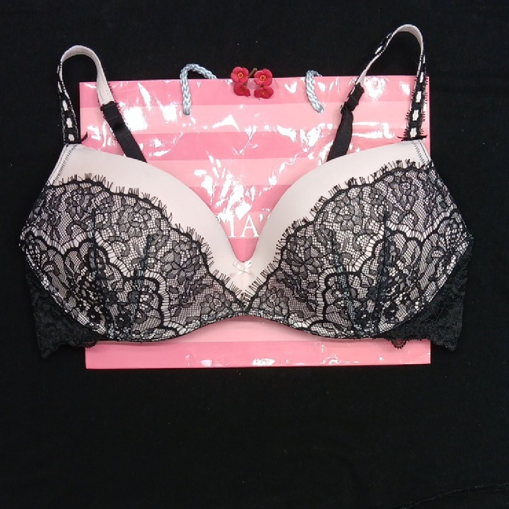 Victoria's Secret Blush Push-Up with Black Lace Overlay Dream Angels Size 38B